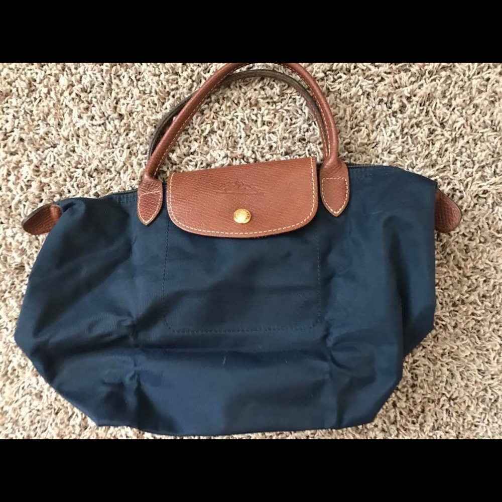 Longchamp purse